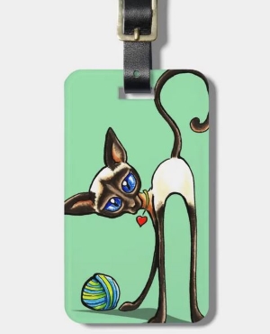 Cartoon Siamese cat on a green background, playing with a ball of yarn - luggage tag